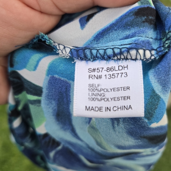 Tropical Blue and Green Leaf Print Dress Size 3 - Picture 4 of 6
